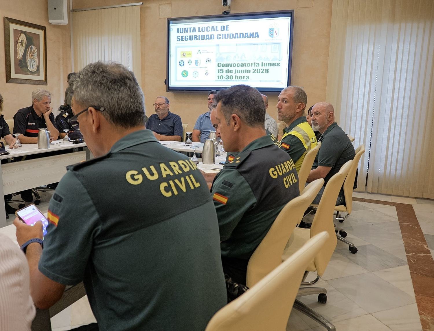 Almonte coordina los dispositivos de seguridad para los grandes eventos del verano