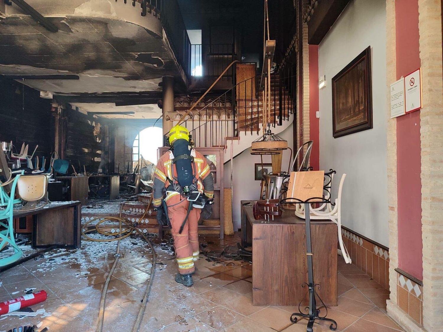 Incendio en un restaurante de El Rocío queda sin víctimas gracias a la rápida actuación de los servicios de emergencia