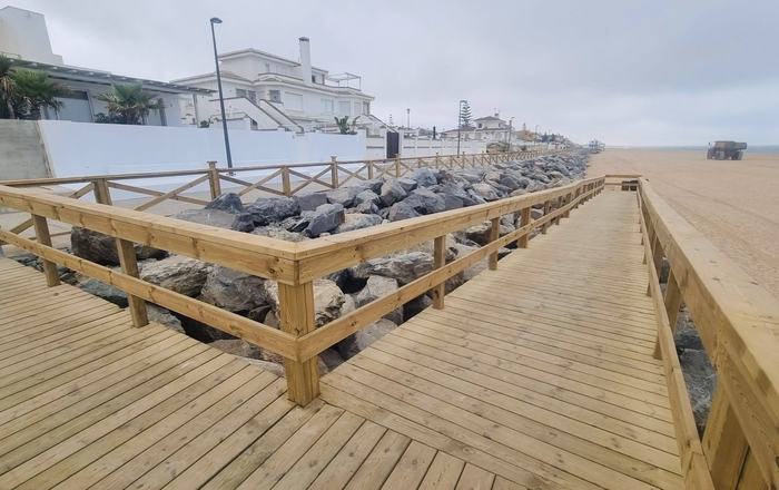 Matalascañas inaugura mañana el paseo marítimo que el temporal arrasó hace solo cuatro meses