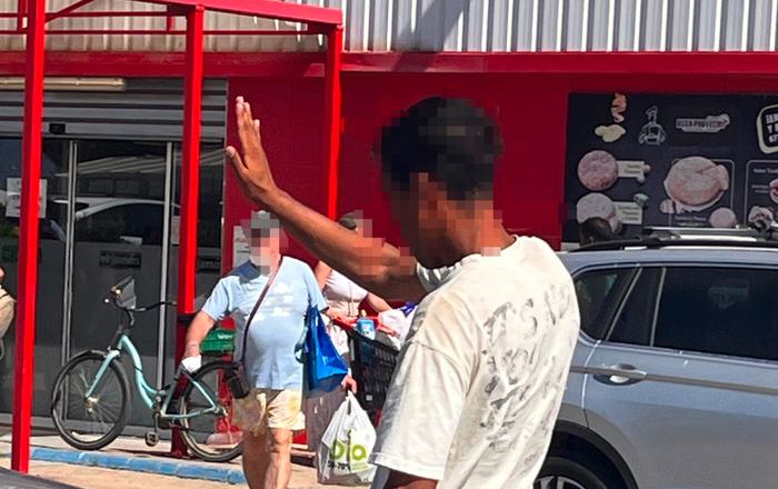 Los “gorrillas” evidencian que Matalascañas necesita regular ya el aparcamiento