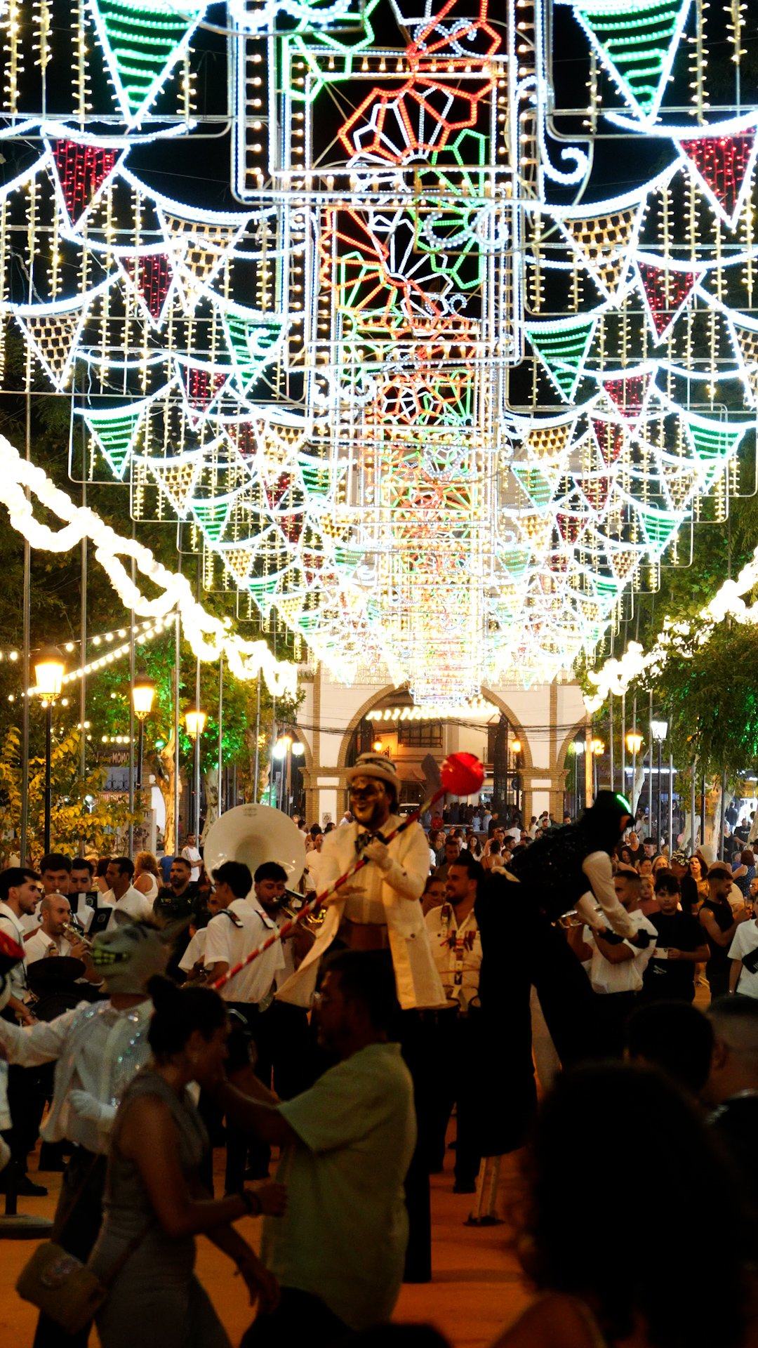 La Feria de Almonte finaliza con un balance muy positivo y una Caseta Municipal llena de vida