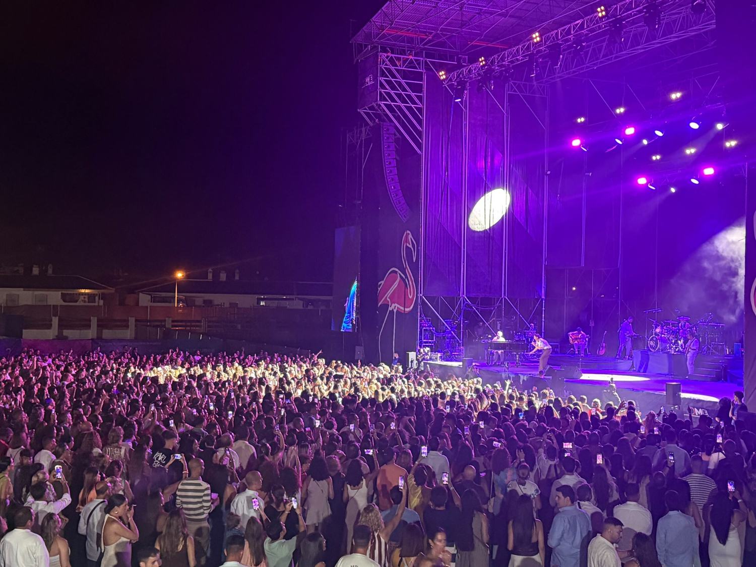 Niña Pastori emociona a Matalascañas en el arranque del On Doñana Music Experience