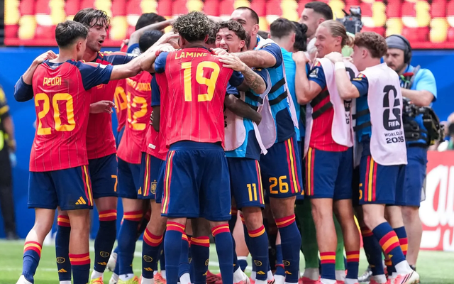 El Ayuntamiento de Almonte instalará pantallas gigantes en Almonte y El Rocío y prepara una sorpresa para vivir la final del Mundial en Matalascañas