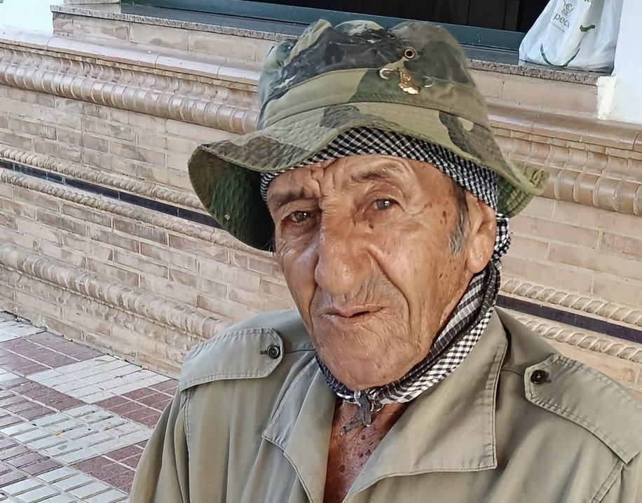 El último guardián del fuego: Antonio Mondaca y el carboneo, un legado vivo para Doñana
