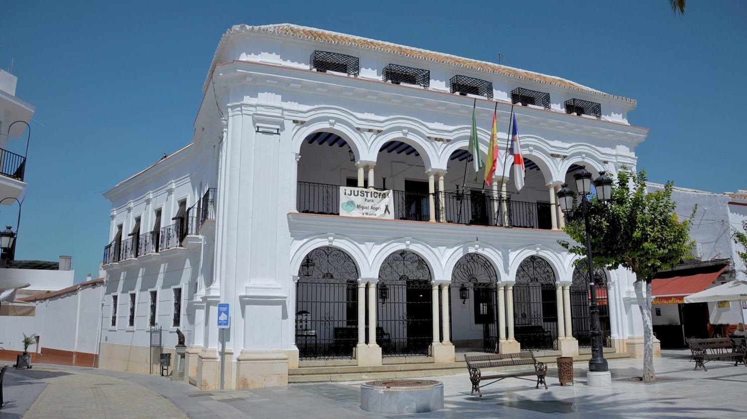 Almonte reduce de 280 a 20 días el pago a proveedores en solo tres años