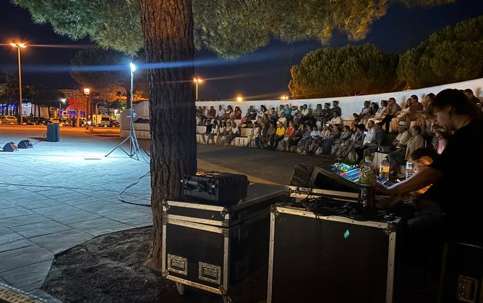El arte flamenco llena de emoción el Balcón del Atlántico con un brillante recital de la Peña Cultural Flamenca de Almonte