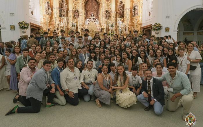 Los jóvenes rocieros viven un fin de semana para sentir y preparar la Venida de la Virgen a Almonte