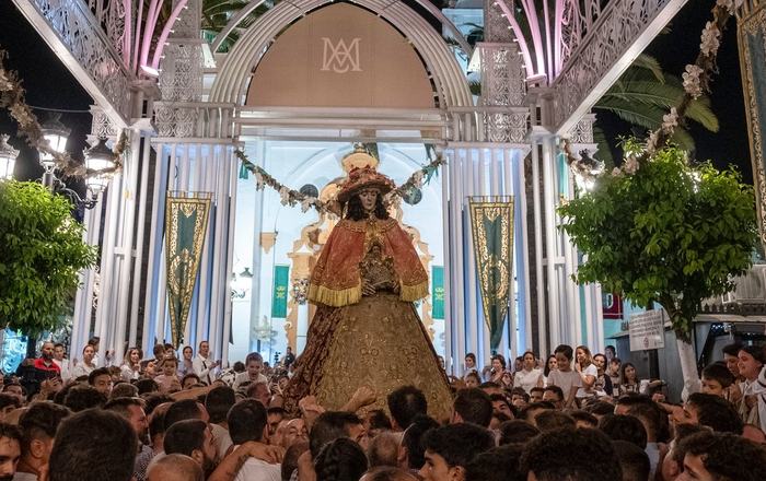 Almonte acerca la Venida de la Virgen a sus mayores con el programa “Cara a Cara”