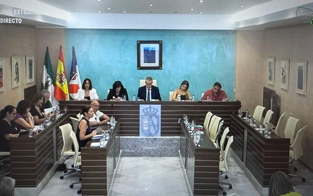 El 90 % del absentismo en los plenos de Almonte se produce durante el informe de gestión del equipo de gobierno