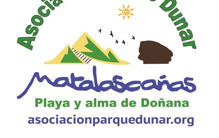 La colaboración entre el Ayuntamiento y la Asociación Parque Dunar permitirá revitalizar los accesos al entorno del Faro de Matalascañas