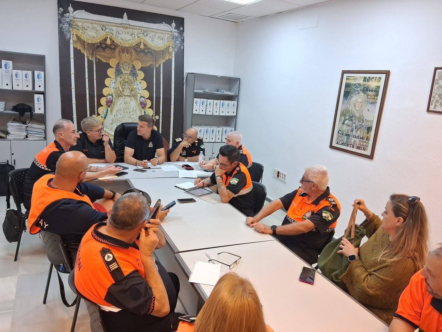Almonte prepara un amplio dispositivo de seguridad para la Venida de la Virgen con más de 80 voluntarios de Protección Civil