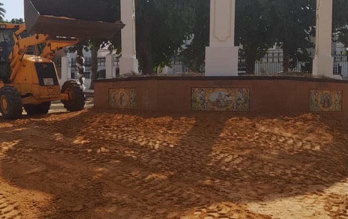 Almonte acondiciona el Alto del Molinillo para reforzar la seguridad durante la llegada de la Virgen