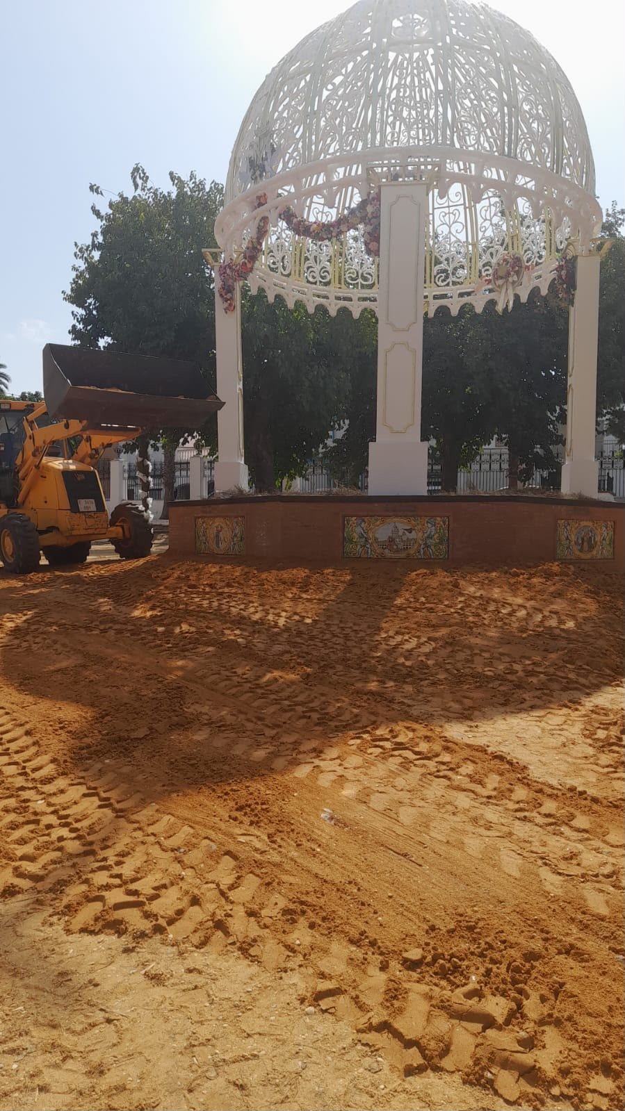 Almonte acondiciona el Alto del Molinillo para reforzar la seguridad durante la llegada de la Virgen