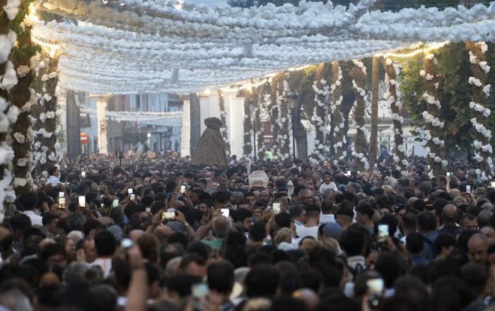 La Venida de la Virgen más multitudinaria de la historia: casi medio millón de personas solo en El Chaparral y sus alrededores