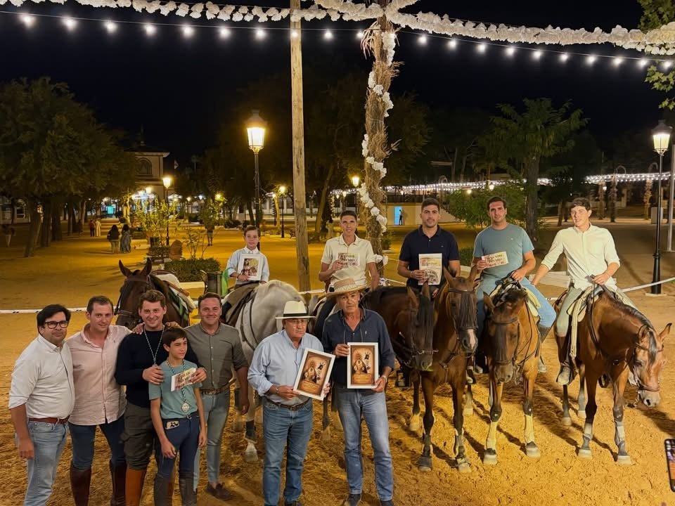 La Carrera de Cintas del Cautivo vuelve a demostrar la fuerza de la tradición ecuestre en Almonte