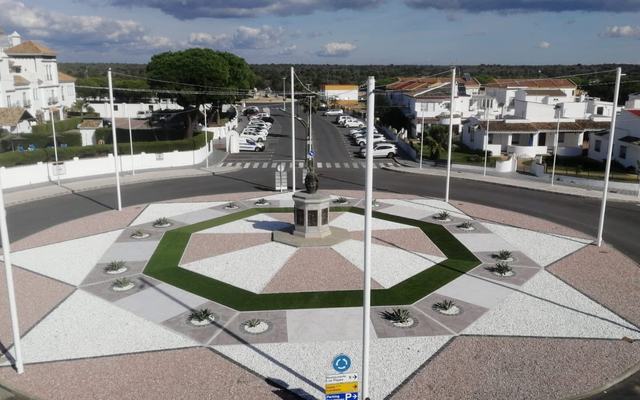 La Glorieta de Goya de Matalascañas se transformará en un museo al aire libre para impulsar el talento artístico local
