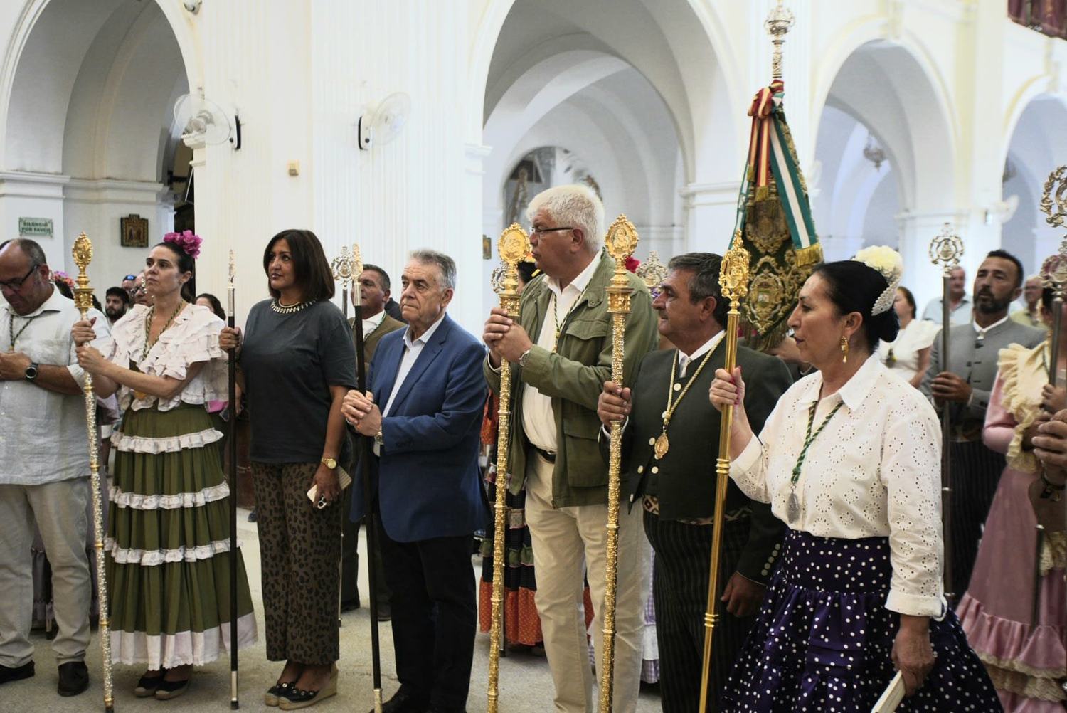 El Ayuntamiento de Almonte adapta el Plan Aldea tras el retraso del regreso de la Hermandad Matriz por el incendio en Doñana