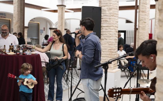La nueva Plaza de Abastos de Almonte acogerá un mercadillo alternativo con música en directo y actividades de ocio