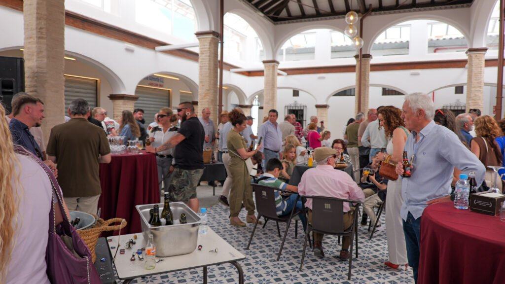 El Mercado Municipal de Almonte despierta un gran interés empresarial con cerca de treinta solicitudes para instalar nuevos negocios
