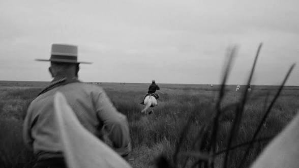Almonte acogerá mañana la proyección gratuita del documental “La Marisma” en el Teatro Salvador Távora